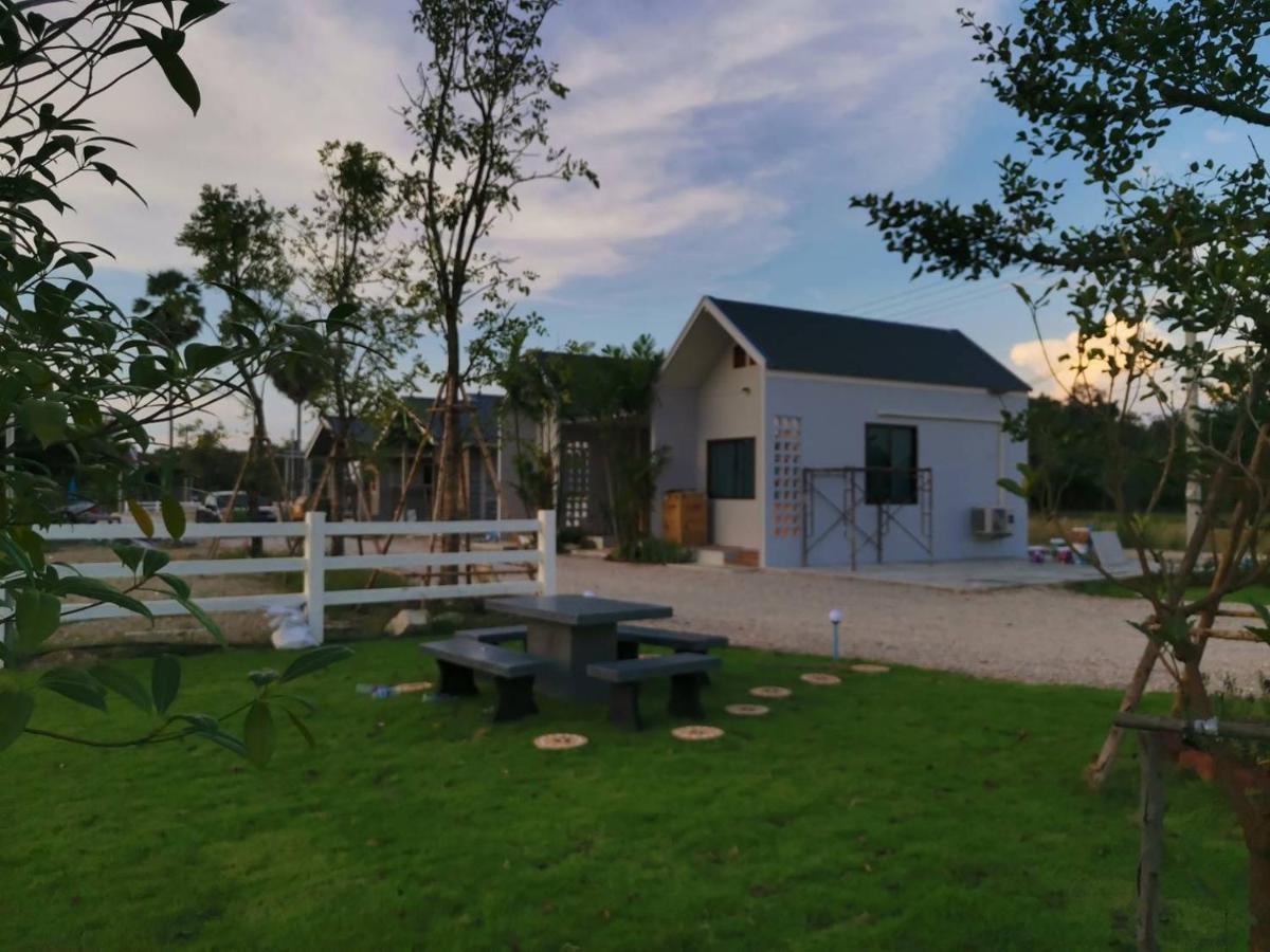 Numhom Resort Ban Nong Chum Saeng Buitenkant foto