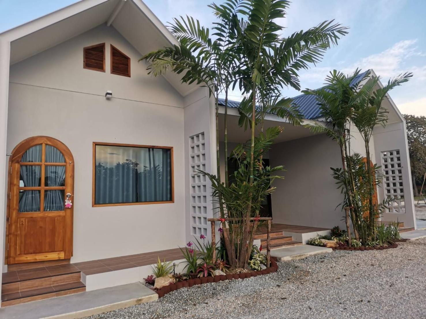Numhom Resort Ban Nong Chum Saeng Buitenkant foto