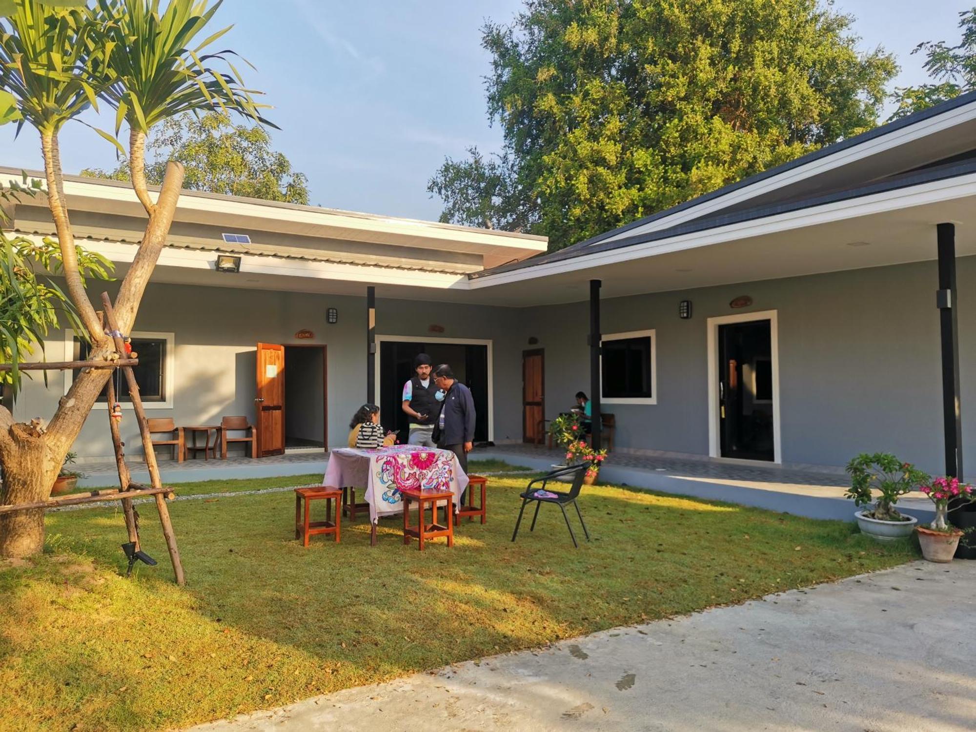 Numhom Resort Ban Nong Chum Saeng Buitenkant foto