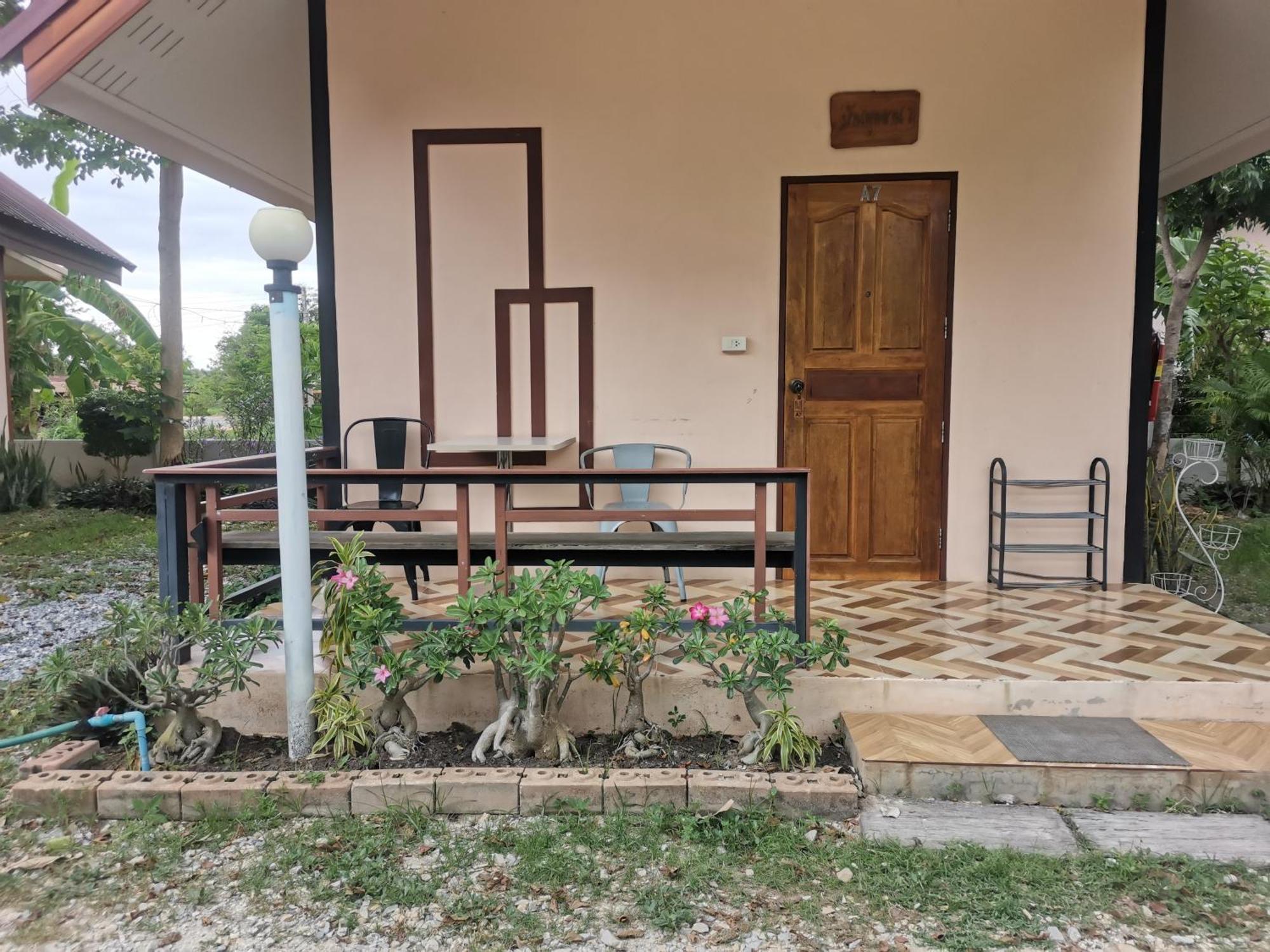 Numhom Resort Ban Nong Chum Saeng Buitenkant foto