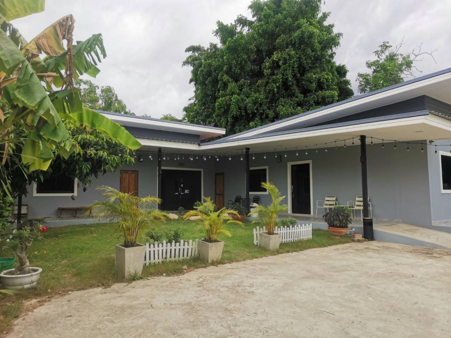 Numhom Resort Ban Nong Chum Saeng Buitenkant foto