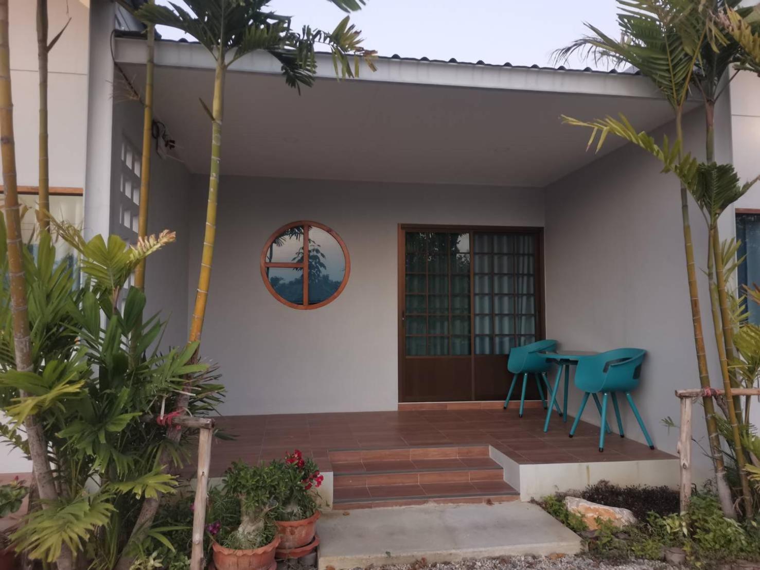 Numhom Resort Ban Nong Chum Saeng Buitenkant foto