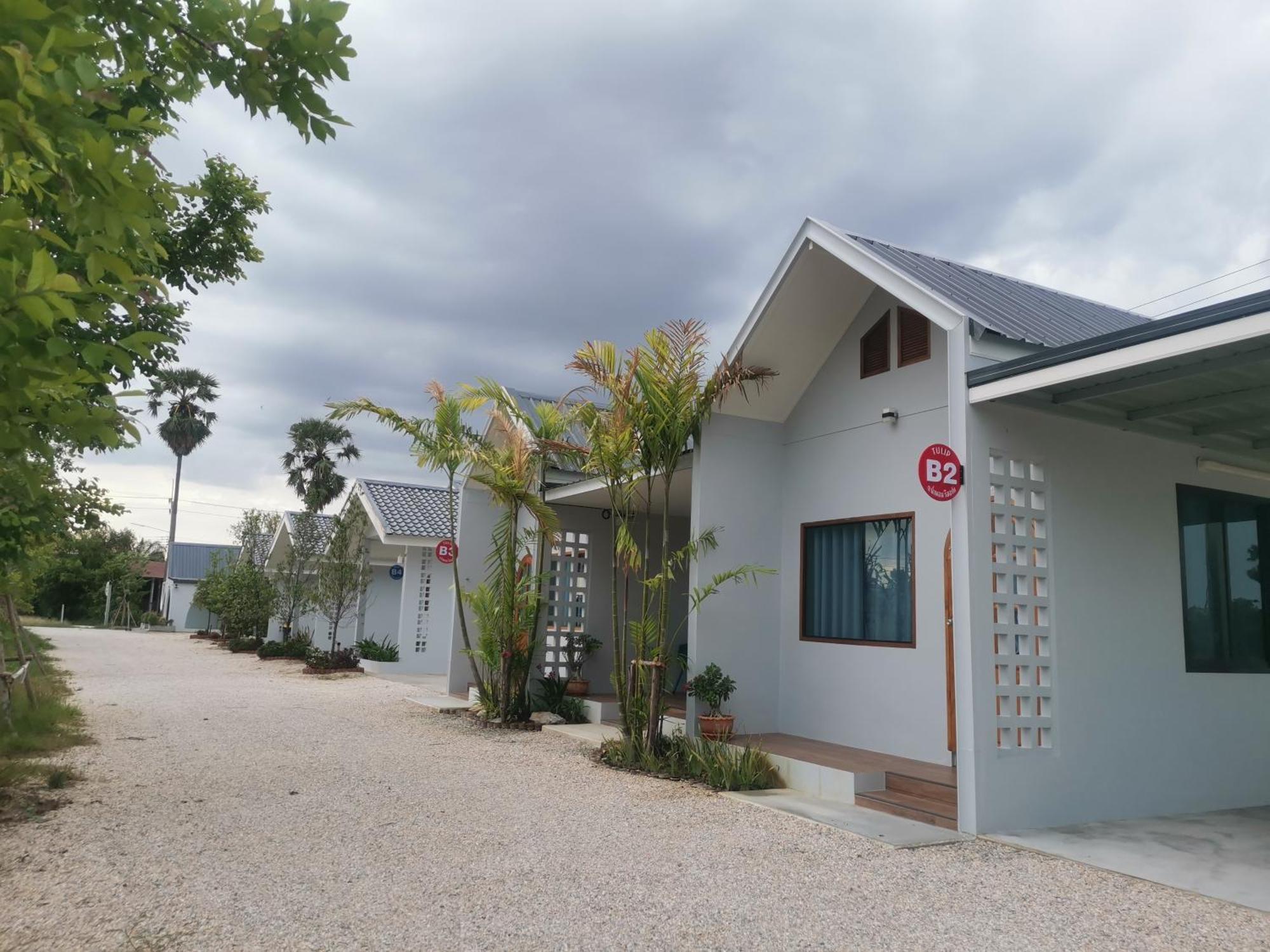 Numhom Resort Ban Nong Chum Saeng Buitenkant foto