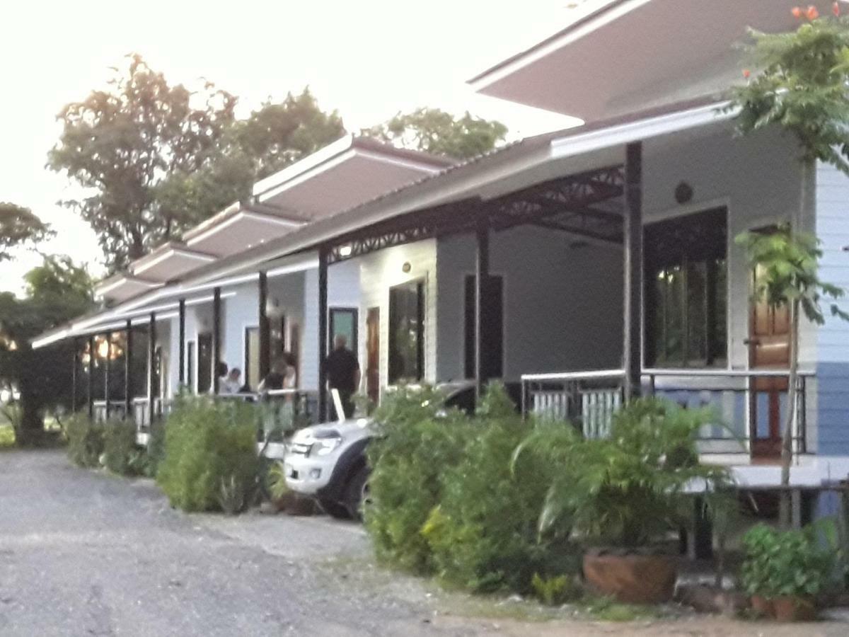 Numhom Resort Ban Nong Chum Saeng Buitenkant foto