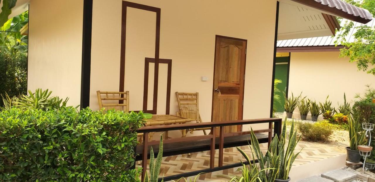 Numhom Resort Ban Nong Chum Saeng Buitenkant foto