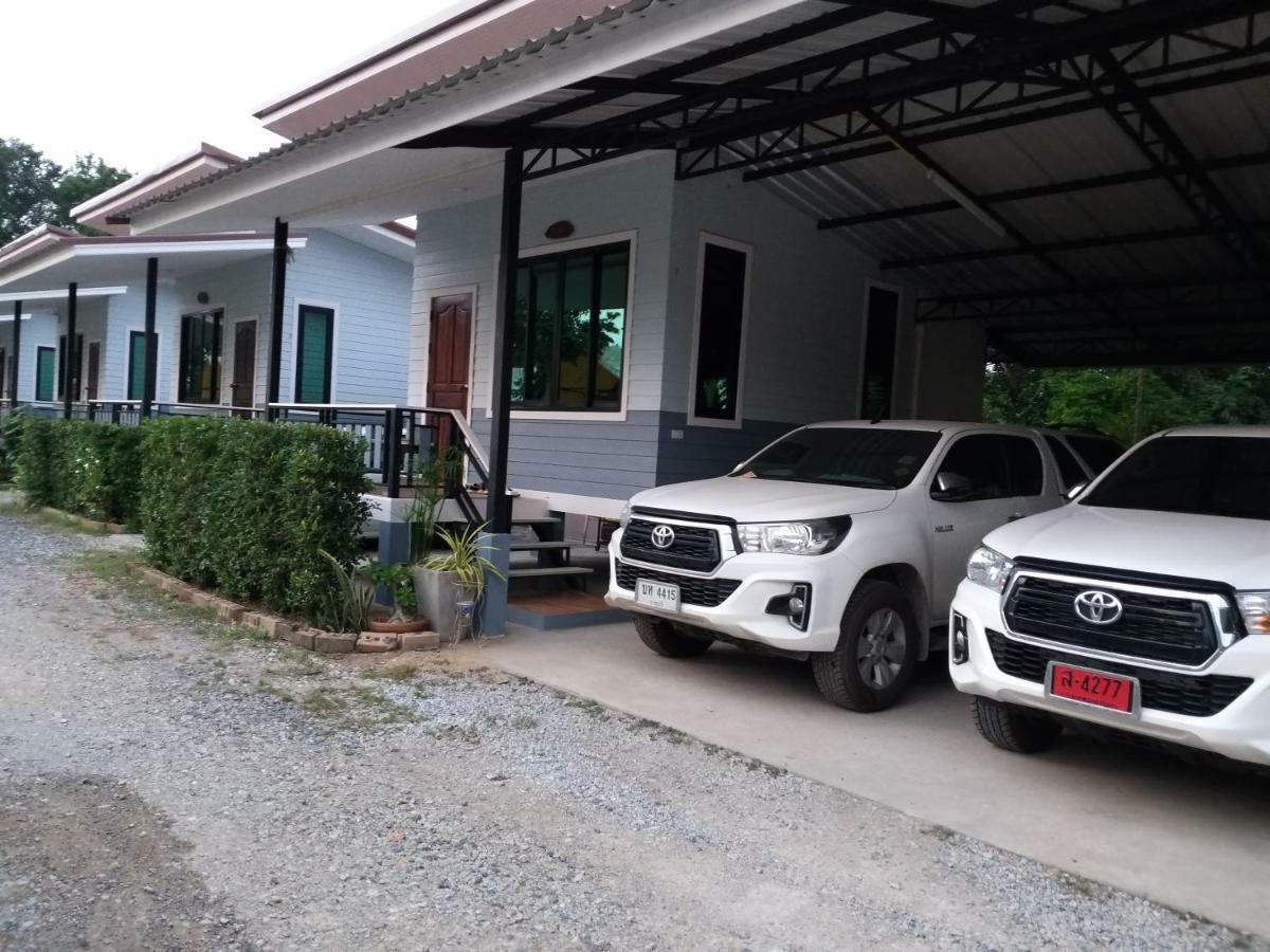 Numhom Resort Ban Nong Chum Saeng Buitenkant foto